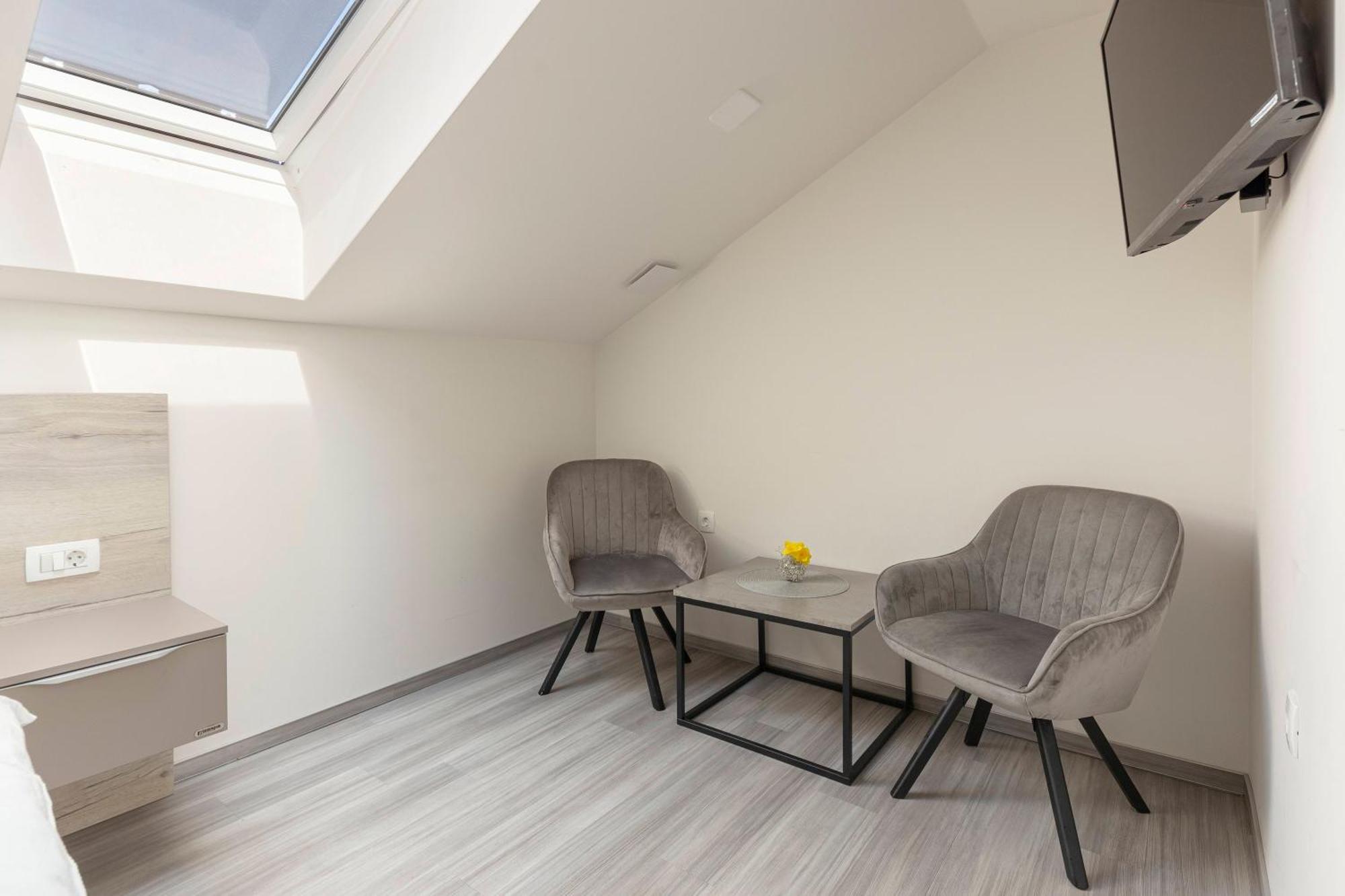 Rooms S Center Slovenske Konjice Exterior photo