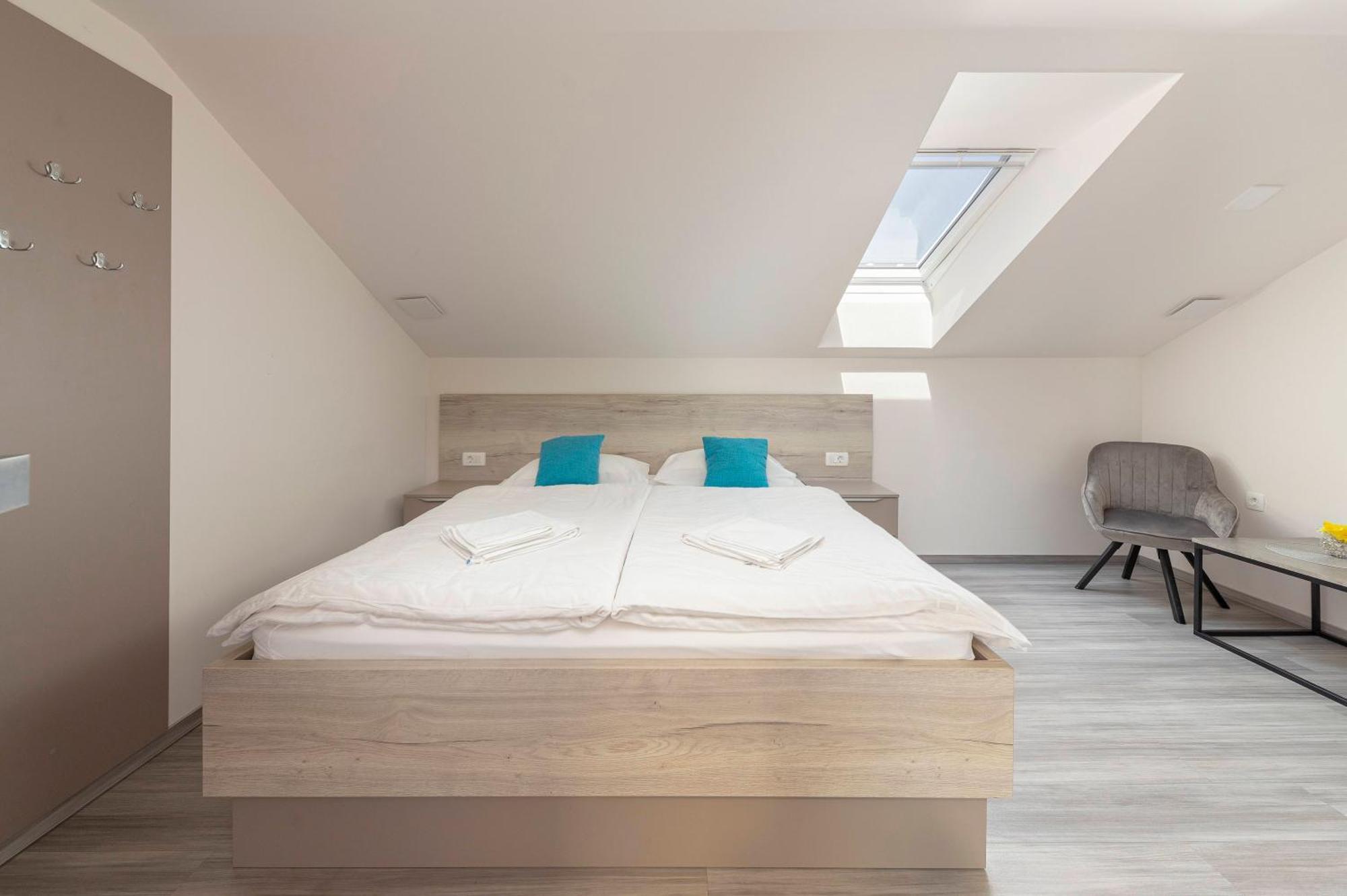 Rooms S Center Slovenske Konjice Exterior photo